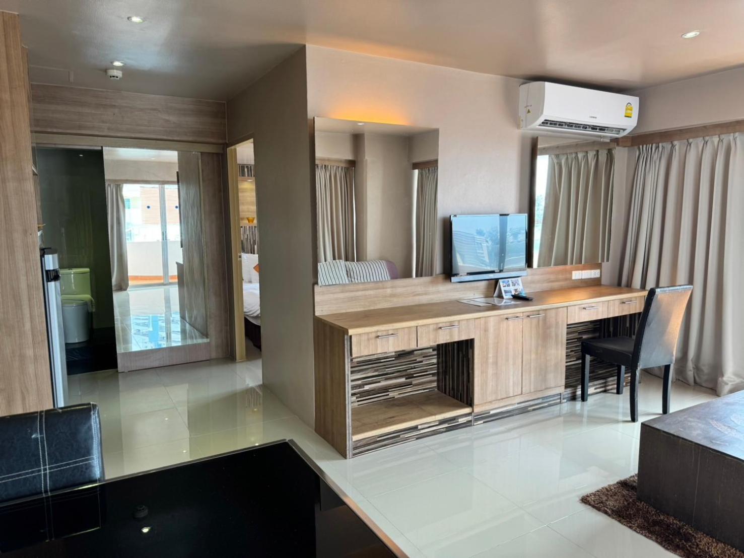 Condo Minium Patong Phuket Exterior foto