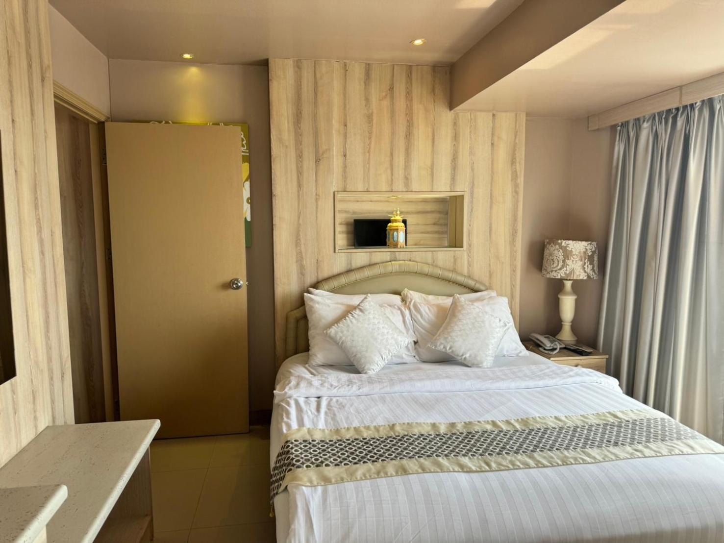 Condo Minium Patong Phuket Exterior foto