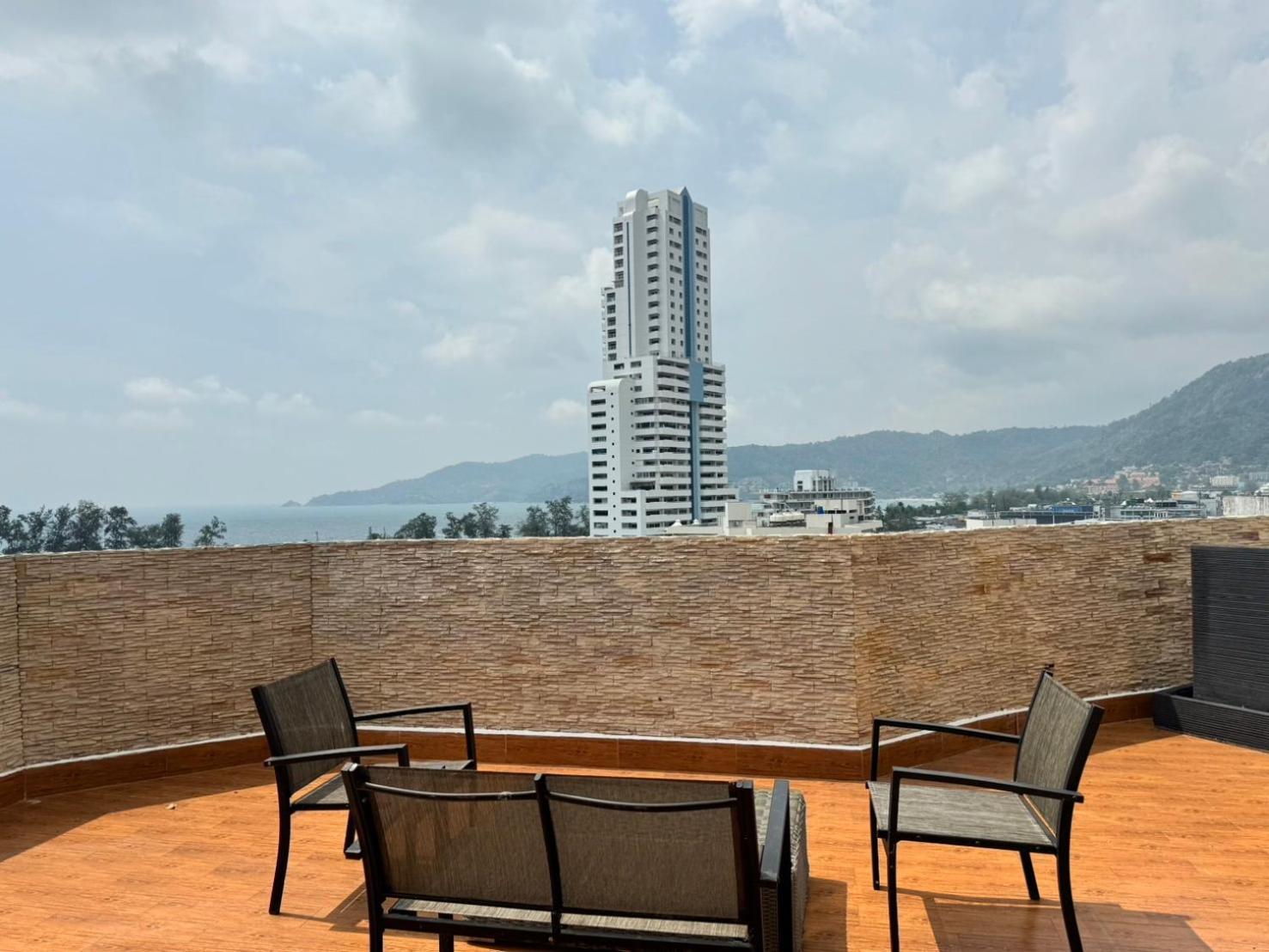 Condo Minium Patong Phuket Exterior foto