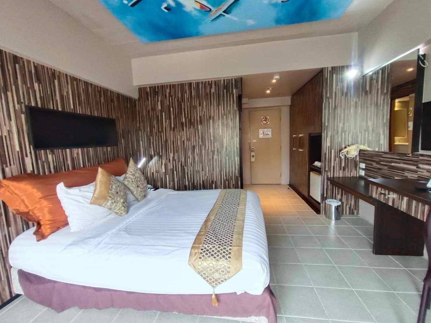 Condo Minium Patong Phuket Exterior foto